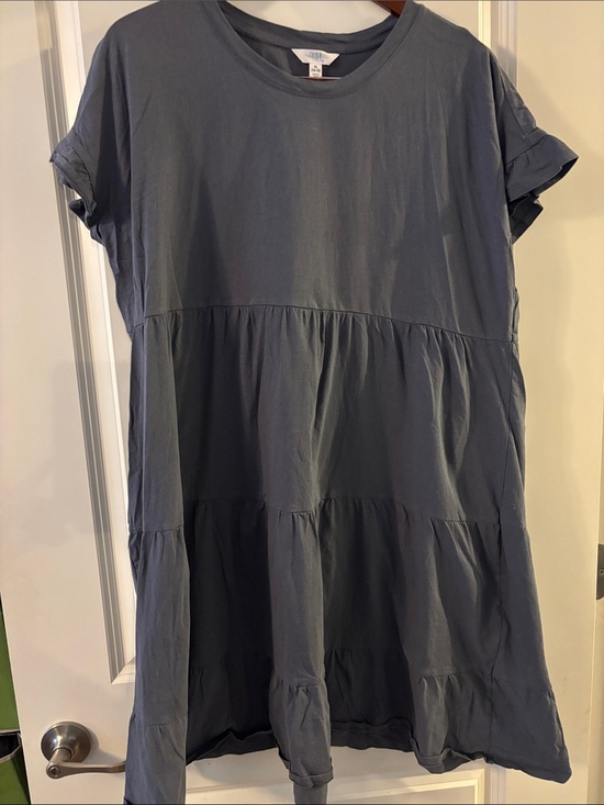 Time and Tru Dresses & Skirts - Casual Tiered Short Sleeve Dress